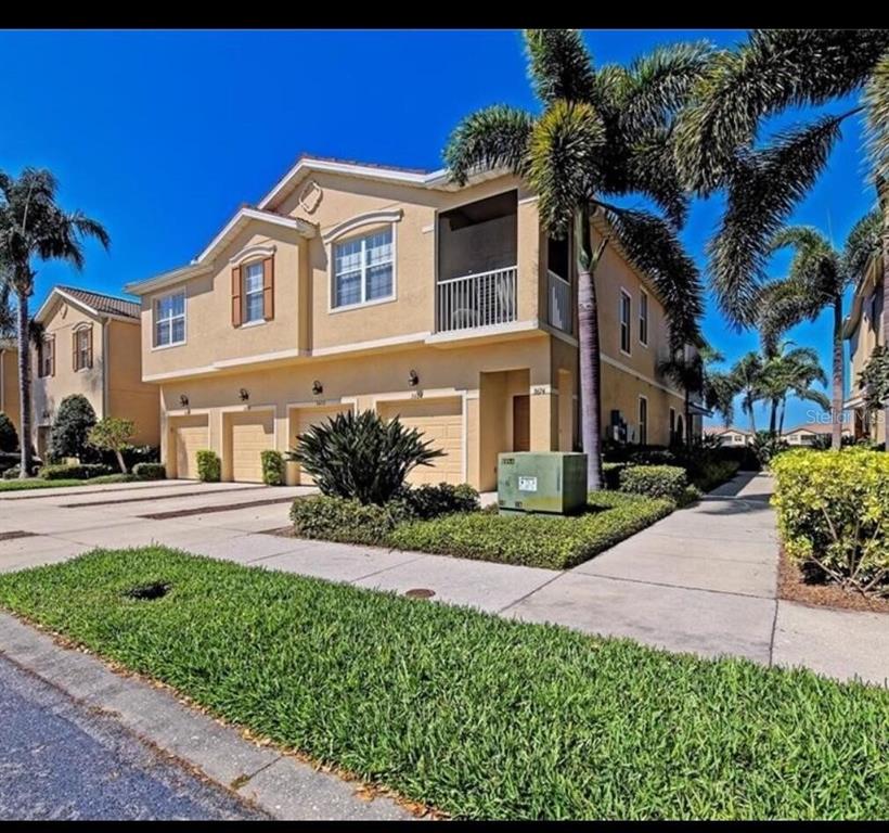 3672 PARKRIDGE CIRCLE UNIT 27-106