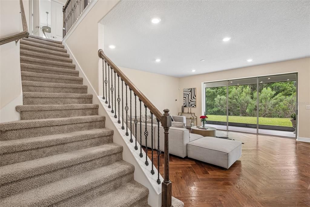 11054 SUNDRIFT DRIVE, TAMPA, FL — photo 4 of 30
