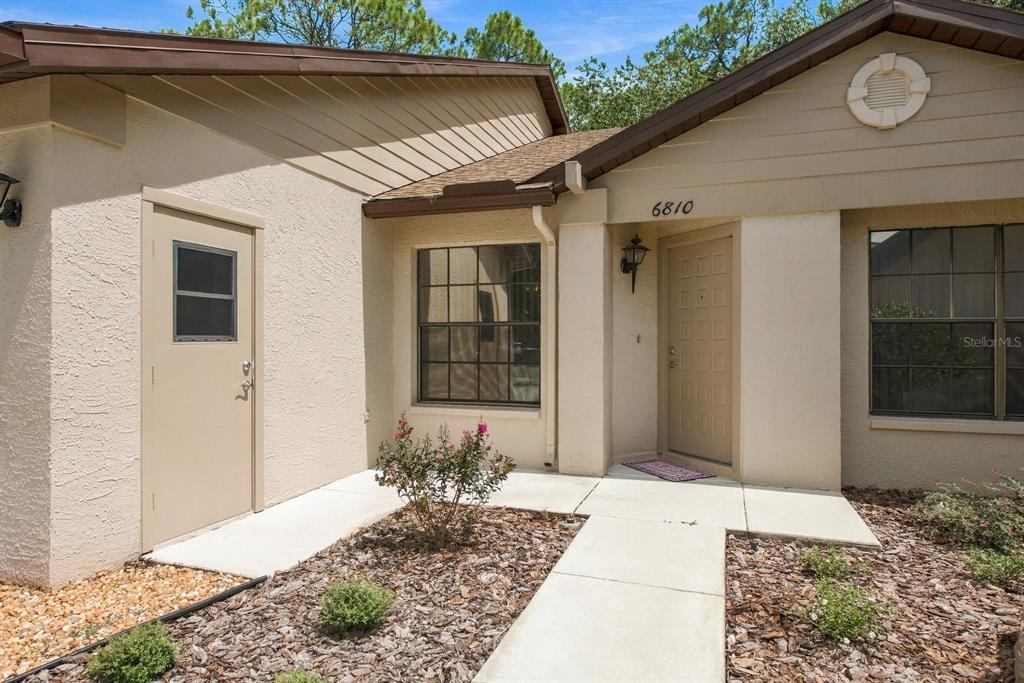 6810 PLUMLEAF COURT, SPRING HILL, FL — photo 2 of 30