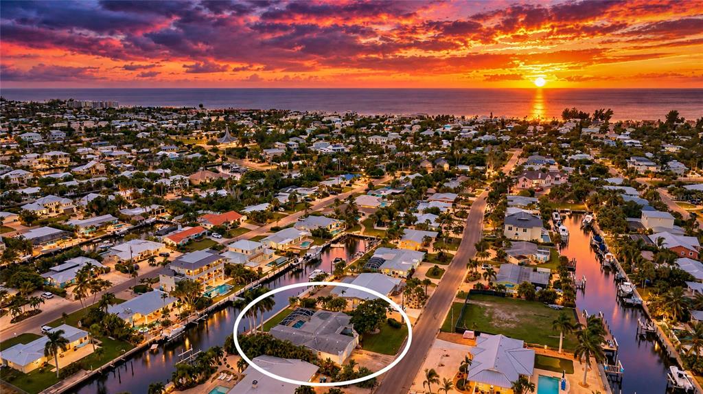 517 71ST STREET, HOLMES BEACH, FL — photo 4 of 30