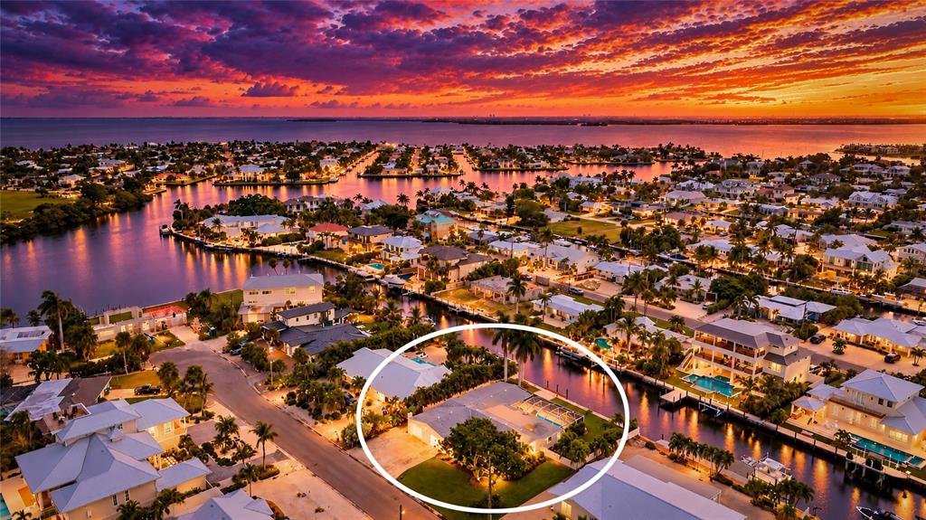517 71ST STREET, HOLMES BEACH, FL — photo 5 of 30