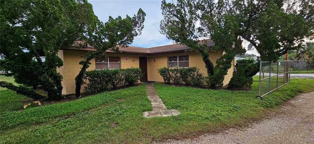 205 LAKE HAMILTON BOULEVARD, WINTER HAVEN, FL — photo 3 of 16