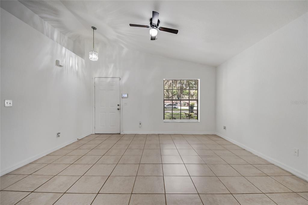 712 VIRGINIA AVENUE, AUBURNDALE, FL — photo 4 of 34