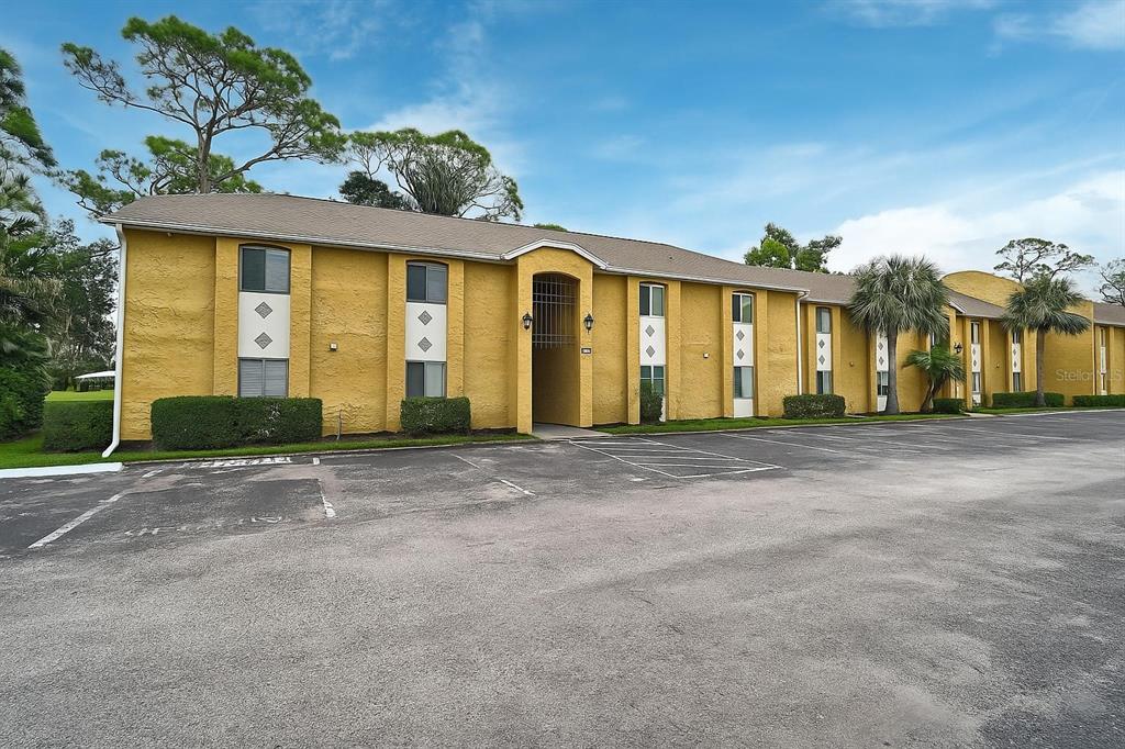 1737 PARAKEET WAY UNIT 611