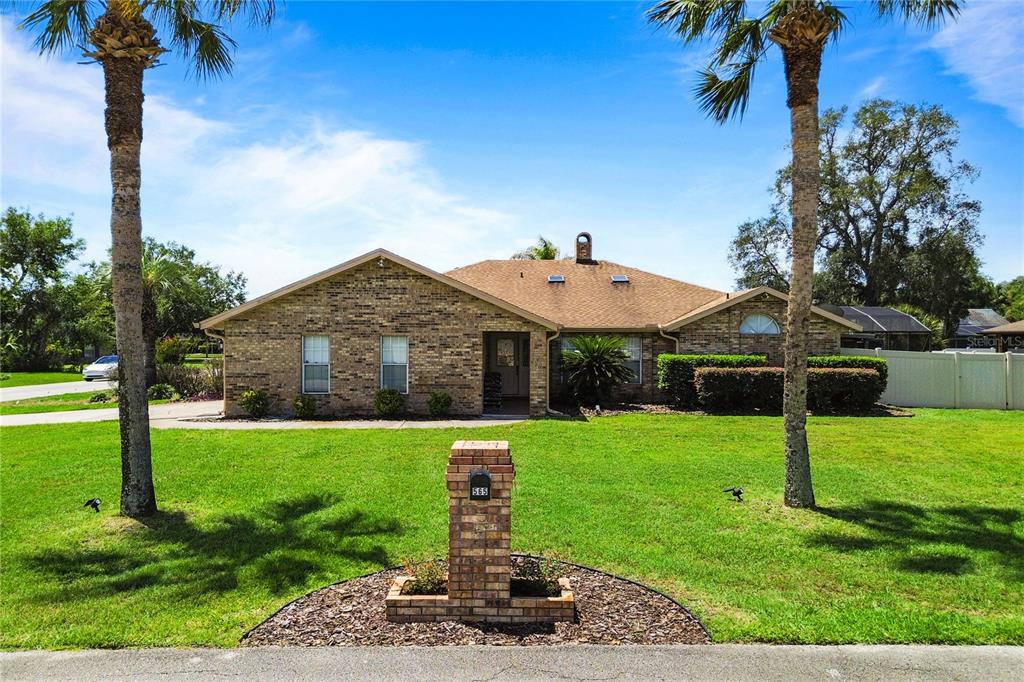 565 HAYMAN COURT