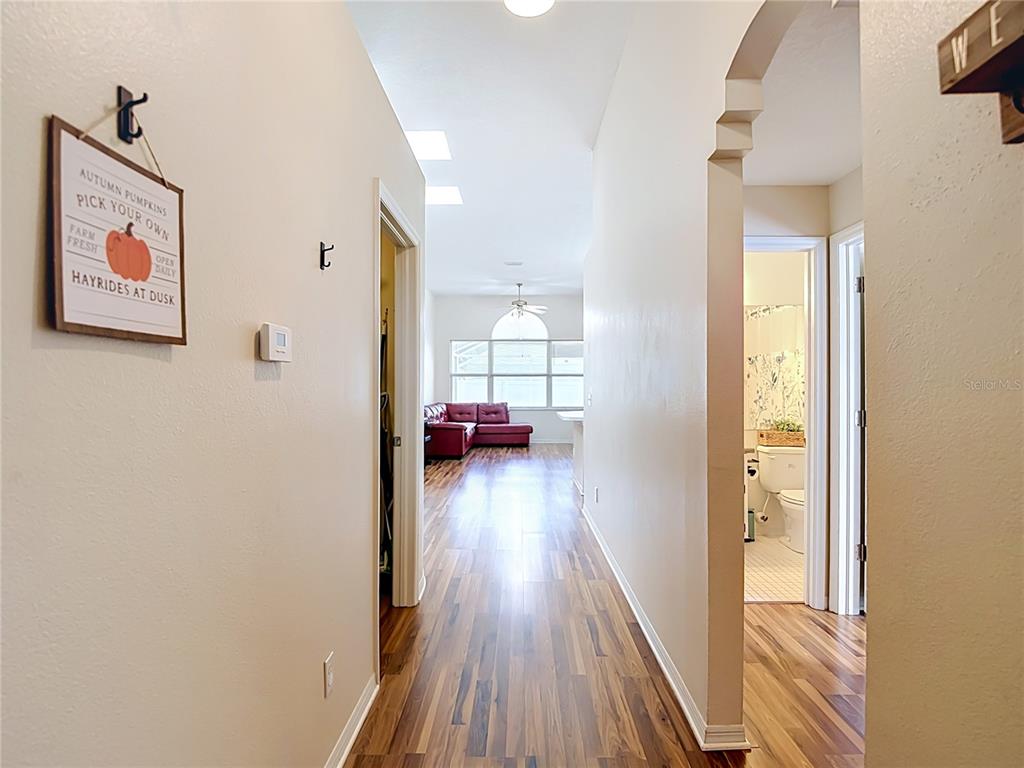 5818 AZURE DRIVE, WESLEY CHAPEL, FL — photo 5 of 30