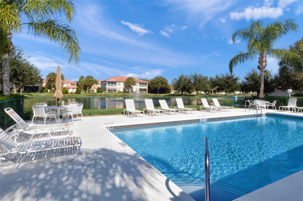 203 CASA DEL LAGO WAY UNIT 203, VENICE, FL — photo 2 of 30