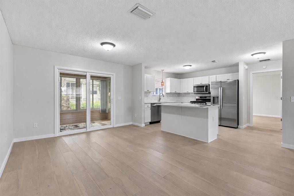 9595 SE 171ST ARGYLL STREET, THE VILLAGES, FL — photo 4 of 37