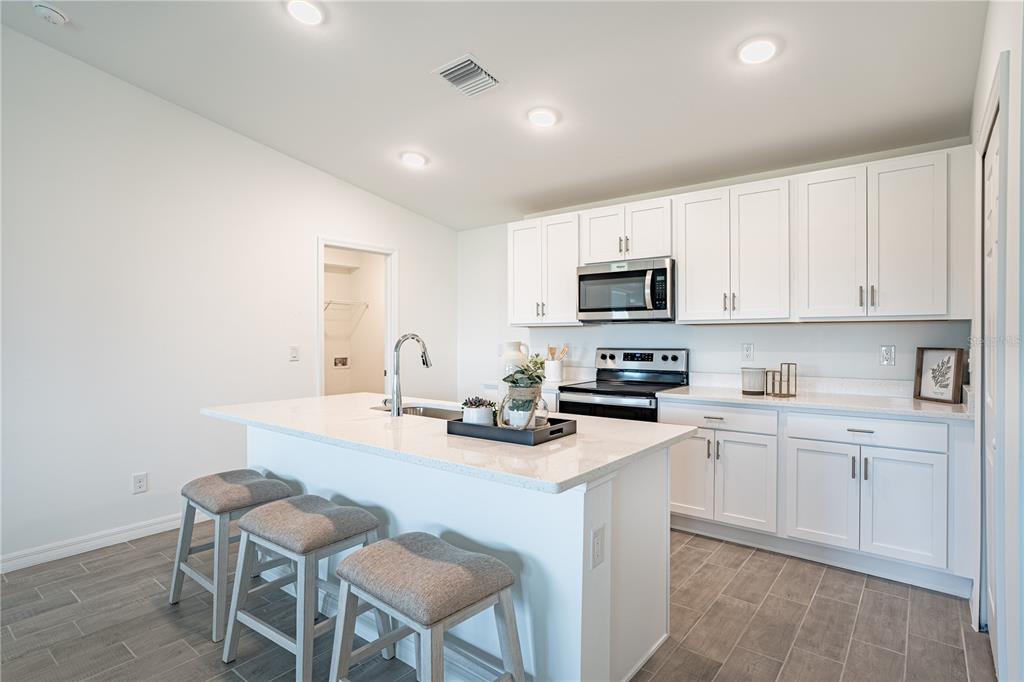23198 FITZPATRICK AVENUE, PORT CHARLOTTE, FL — photo 2 of 9