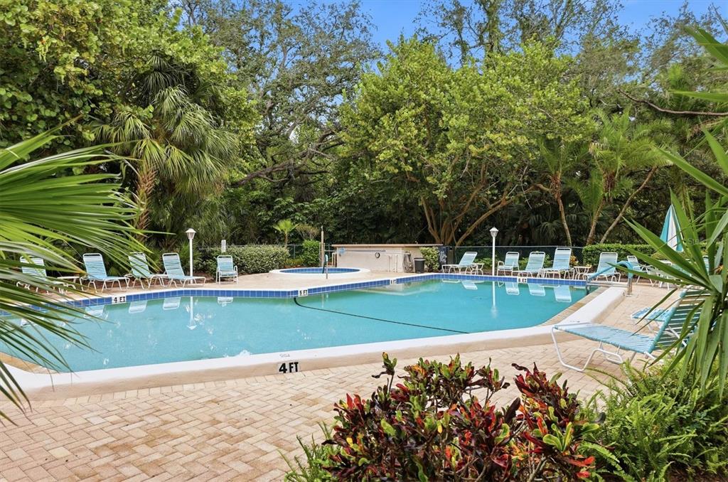 509 LAKESIDE DRIVE UNIT 509, BRADENTON, FL — photo 2 of 30