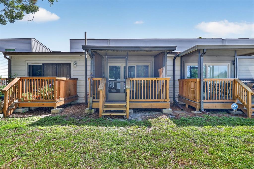 6492 92ND PLACE N UNIT 302, PINELLAS PARK, FL — photo 3 of 30