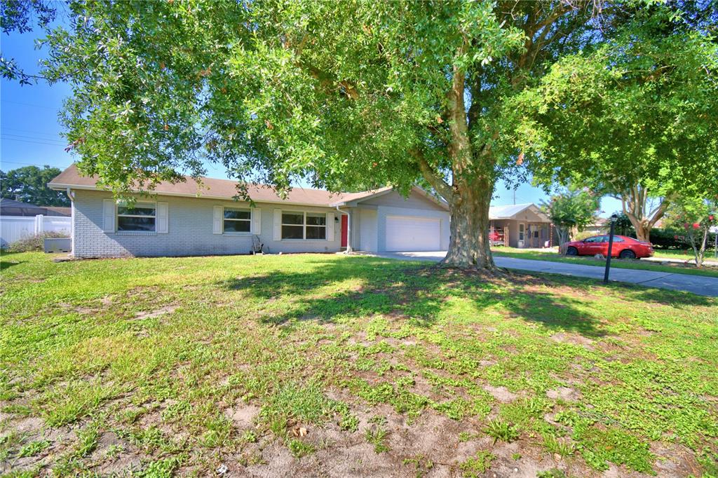 153 BROWNING CIRCLE, WINTER HAVEN, FL — photo 4 of 54