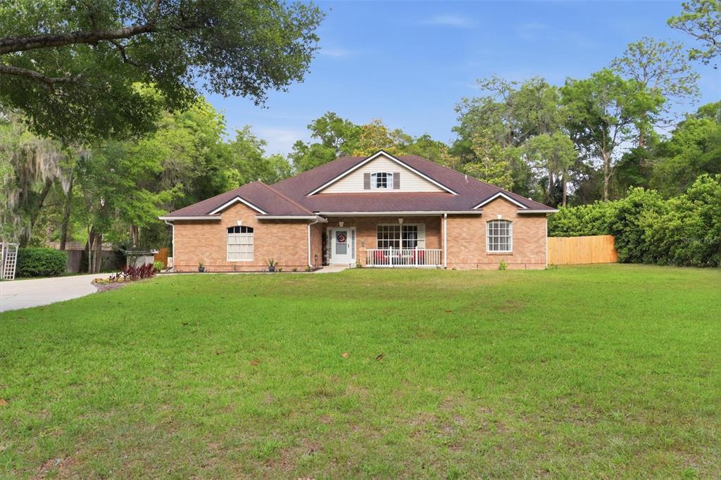 1661 WONDERING OAK LANE