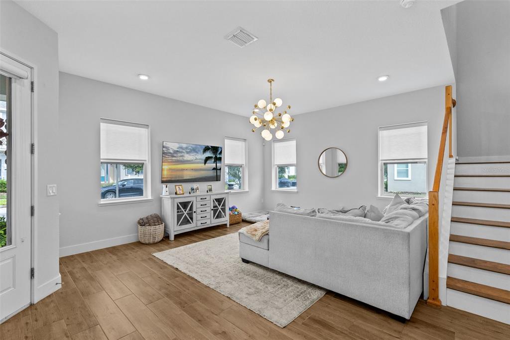8952 SPERRY STREET, ORLANDO, FL — photo 4 of 25