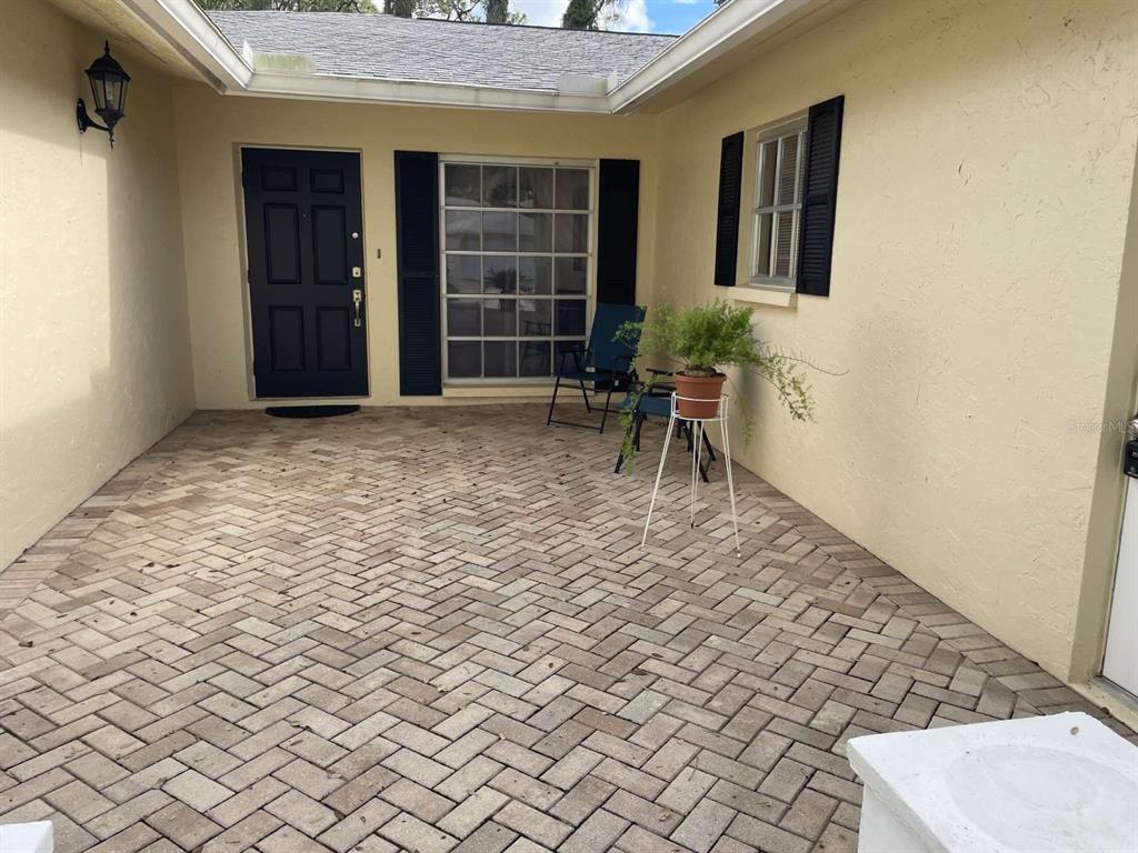 5624 PALM AIRE DRIVE UNIT V105, SARASOTA, FL — photo 3 of 18