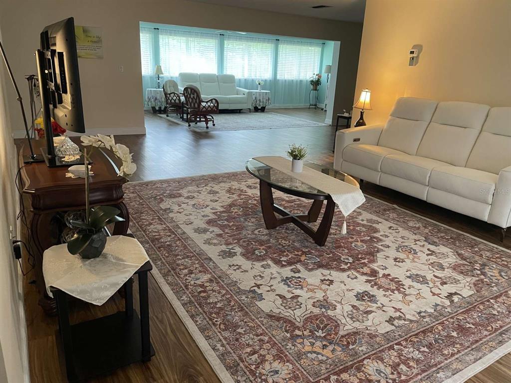 5624 PALM AIRE DRIVE UNIT V105, SARASOTA, FL — photo 4 of 18