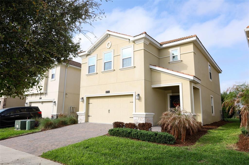 1076 DOWNSWING PLACE