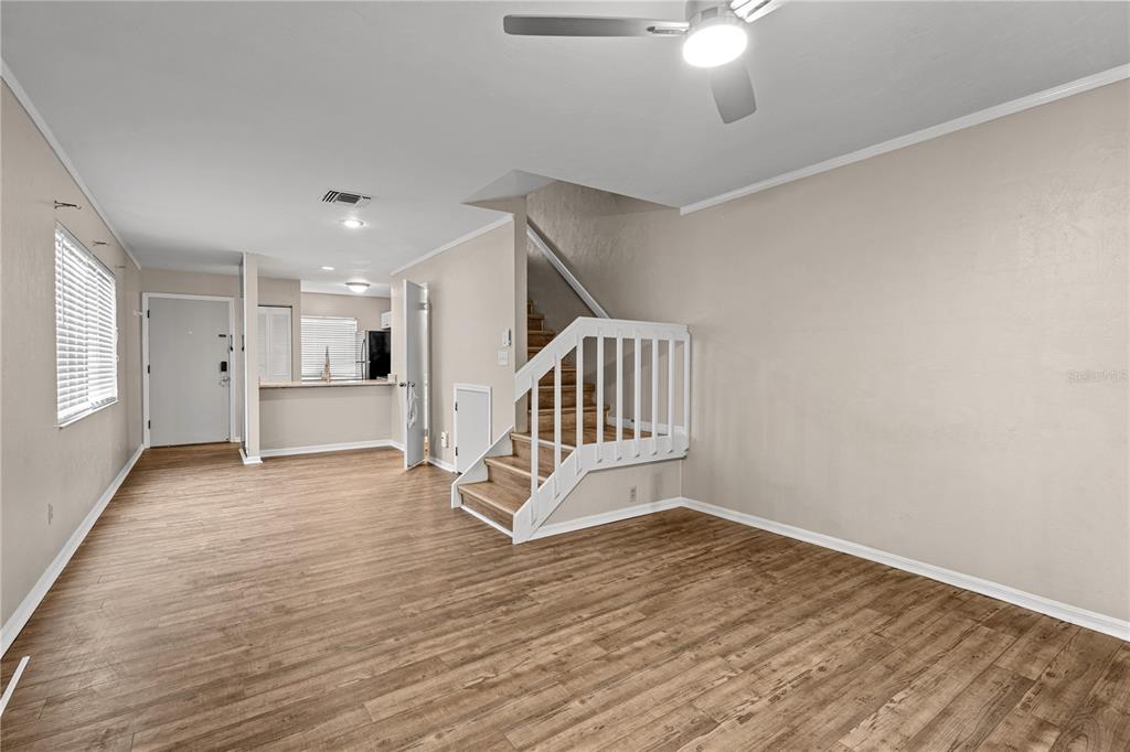 6296 SW 8TH PLACE, GAINESVILLE, FL — photo 4 of 15