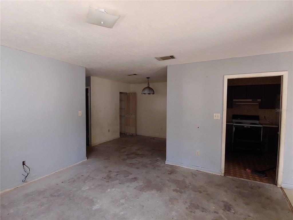 4314 SW 67 TERRACE, GAINESVILLE, FL — photo 2 of 13