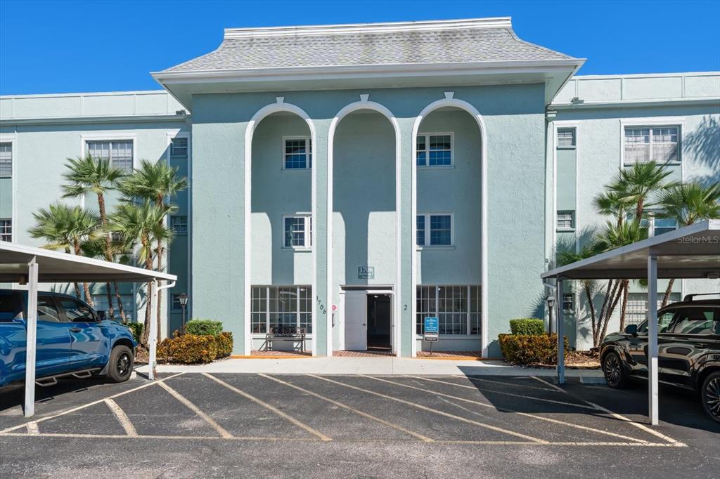 1706 BELLEAIR FOREST DRIVE UNIT 238, BELLEAIR, FL — photo 3 of 46