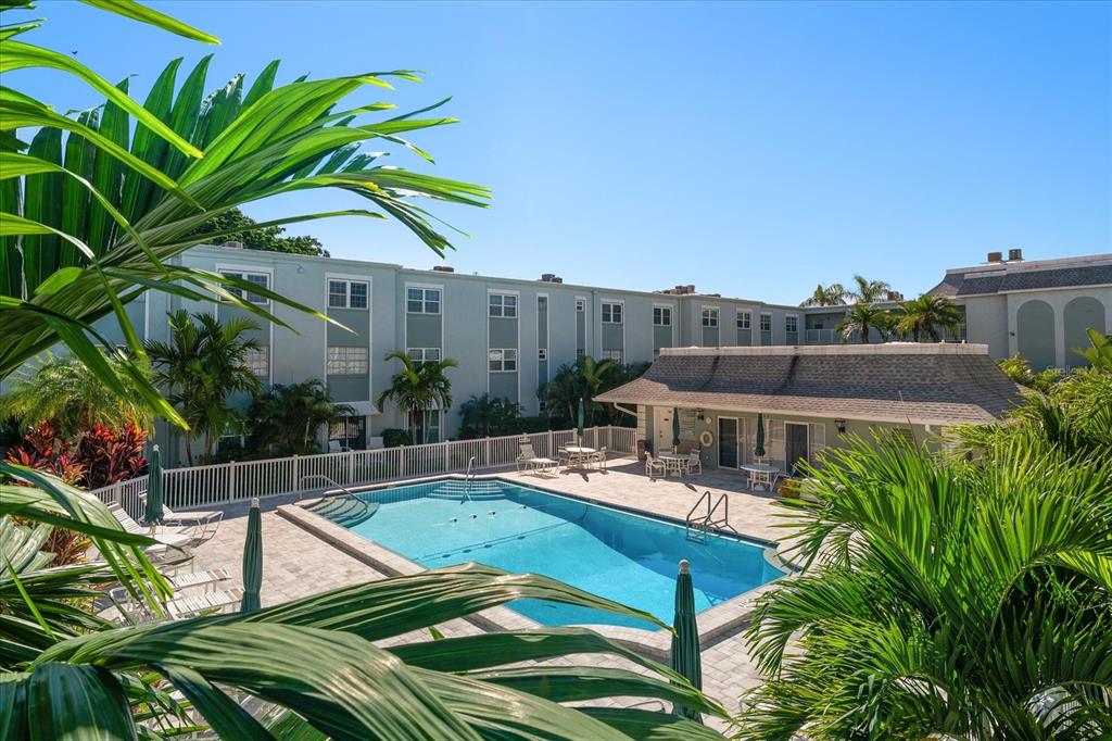 1706 BELLEAIR FOREST DRIVE UNIT 238, BELLEAIR, FL — photo 4 of 46