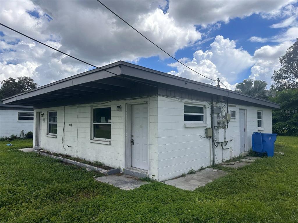 906 E 123RD AVENUE, TAMPA, FL — photo 5 of 24