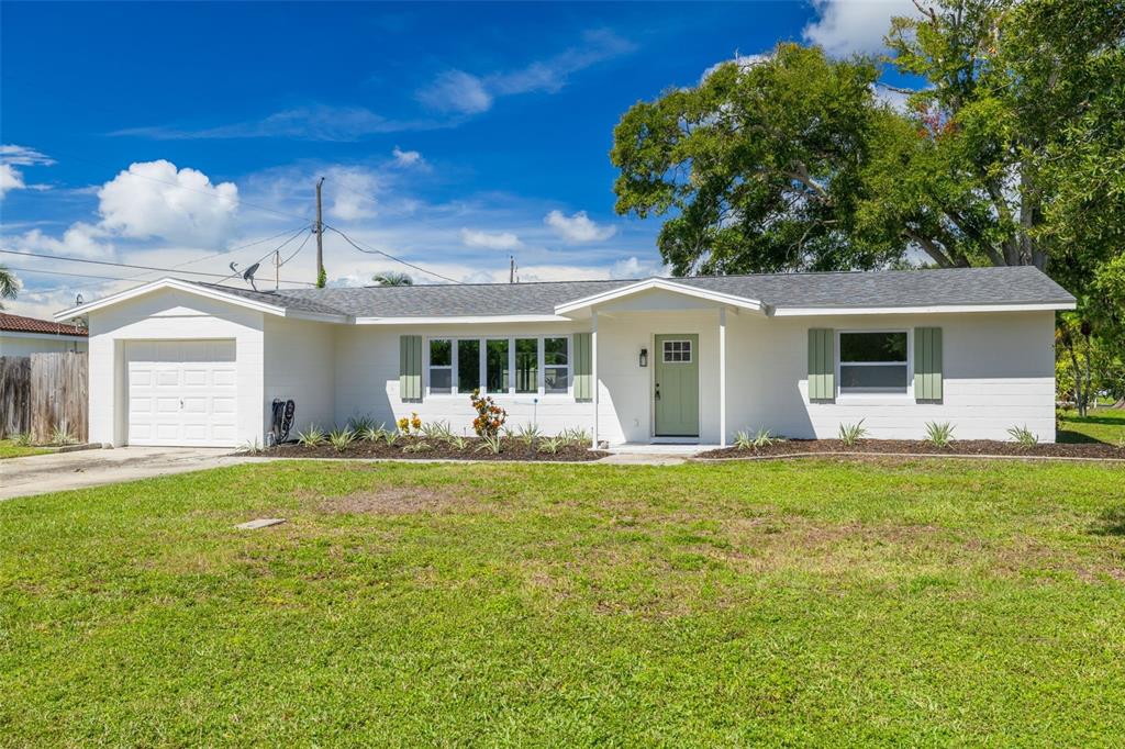 5054 60TH STREET N, KENNETH CITY, FL — photo 5 of 30