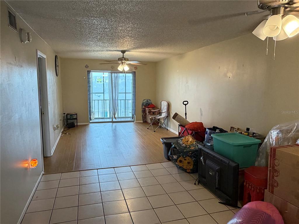 3753 LAKE BAYSHORE DRIVE UNIT 305, BRADENTON, FL — photo 4 of 16