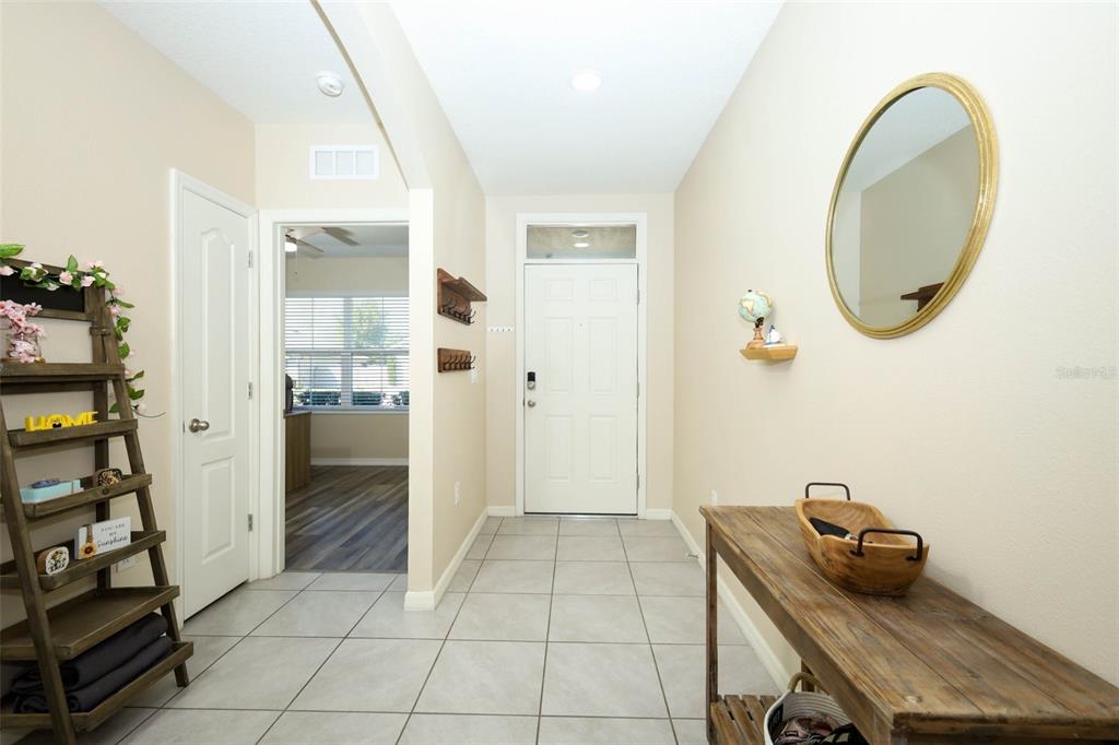 2657 GRAND CENTRAL AVE, TAVARES, FL — photo 3 of 30