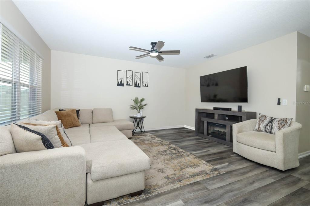 2657 GRAND CENTRAL AVE, TAVARES, FL — photo 4 of 30