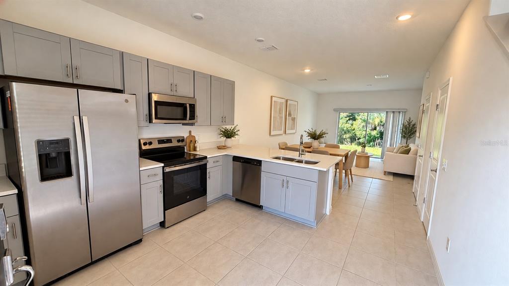 3119 SKYLINE LOOP, POINCIANA, FL — photo 2 of 26