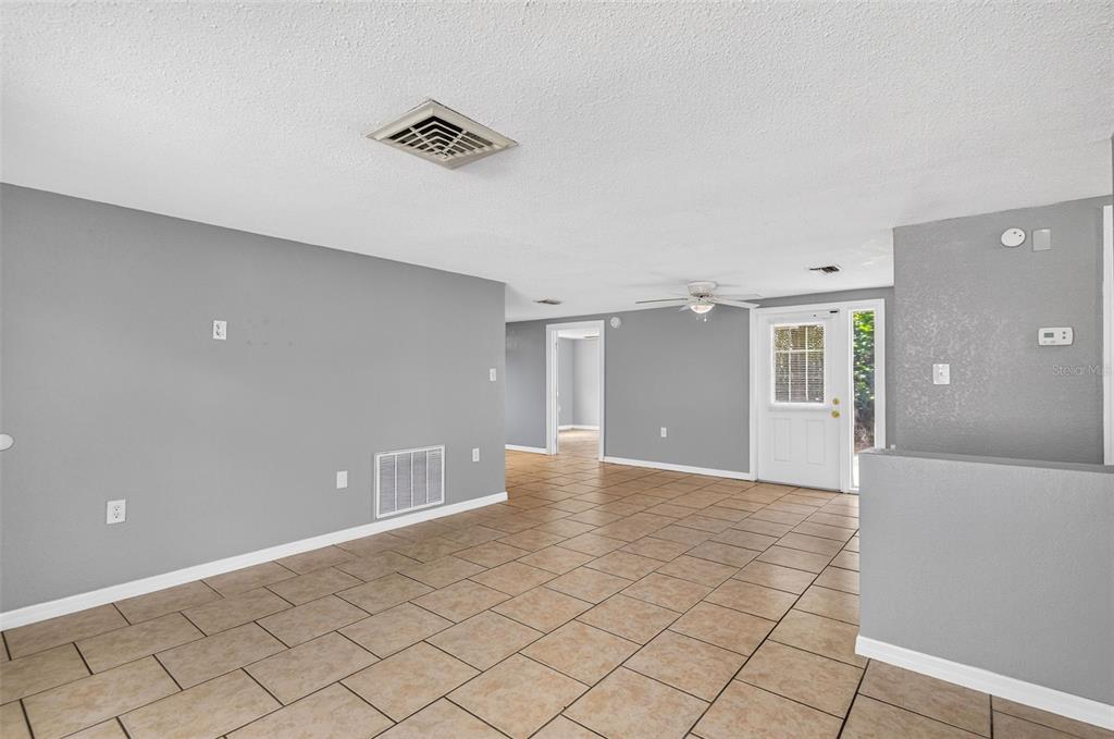 9831 RAINBOW LANE, PORT RICHEY, FL — photo 3 of 24