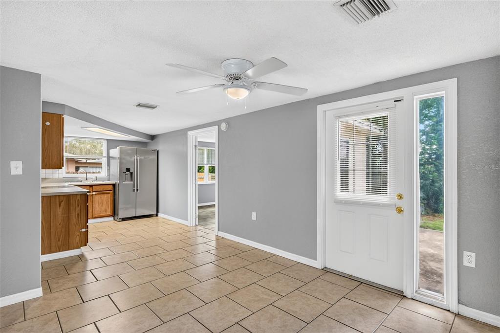 9831 RAINBOW LANE, PORT RICHEY, FL — photo 5 of 24