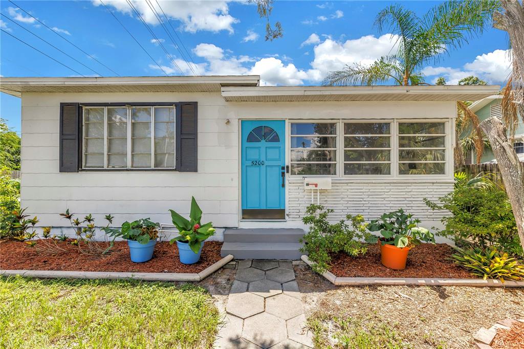 5200 3RD AVENUE N, ST PETERSBURG, FL — photo 2 of 22