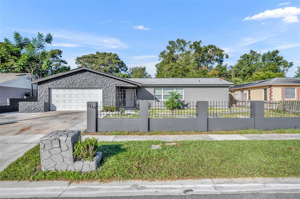 2216 CHERBOURG COURT