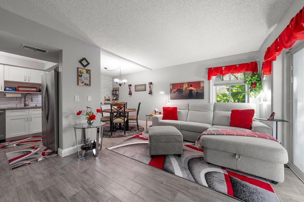 2924 LICHEN LANE UNIT C, CLEARWATER, FL — photo 5 of 27