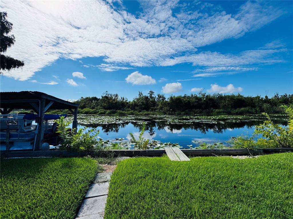 28100 LOIS DRIVE, TAVARES, FL — photo 2 of 20