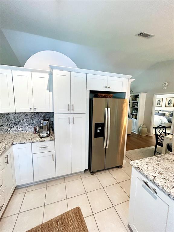 1689 ALTA VISTA STREET, SARASOTA, FL — photo 3 of 24
