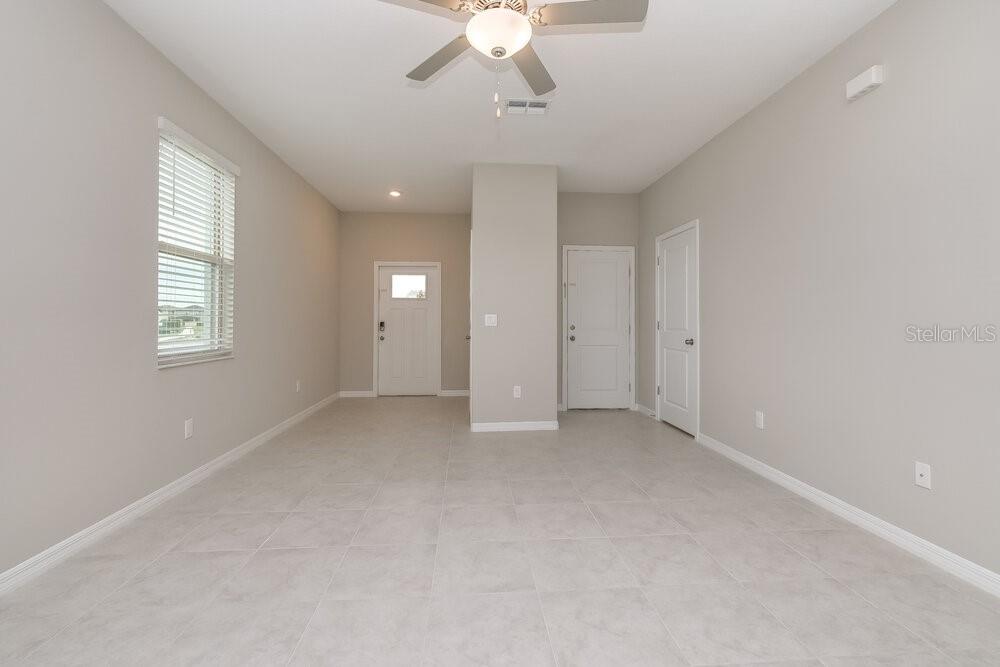 2186 AZURE VIEW WAY, LUTZ, FL — photo 5 of 17