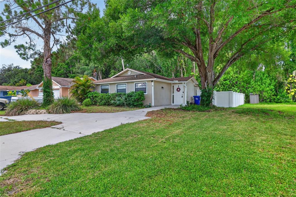 9 FRESHWATER DRIVE