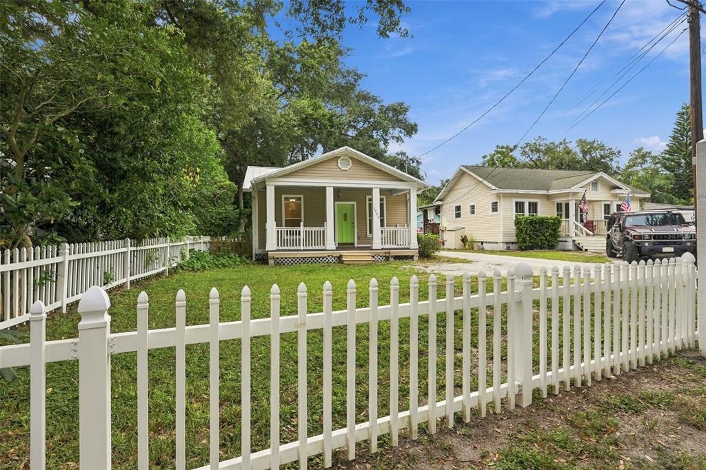1242 NEW YORK AVENUE, DUNEDIN, FL — photo 4 of 30
