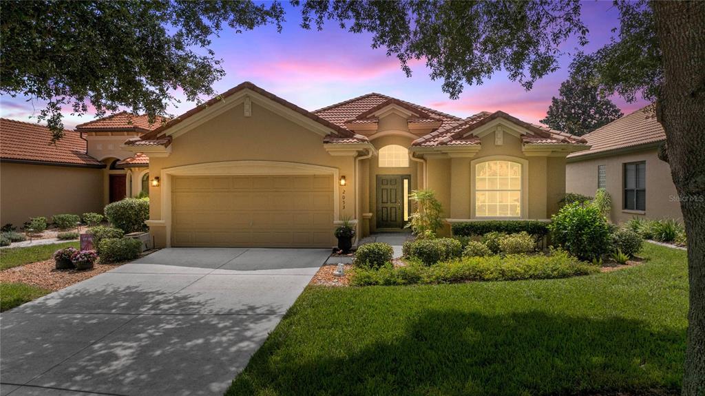 2053 N LAKECREST LOOP