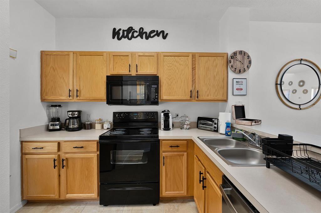4731 VERO BEACH PLACE, KISSIMMEE, FL — photo 2 of 30
