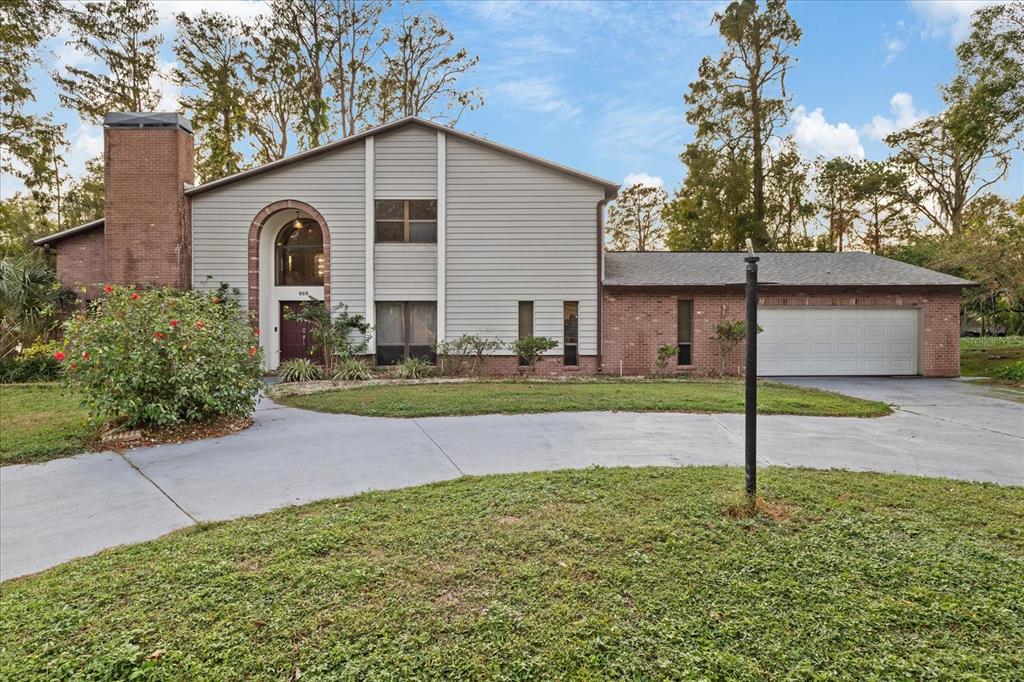 223 S RIVERHILLS DRIVE