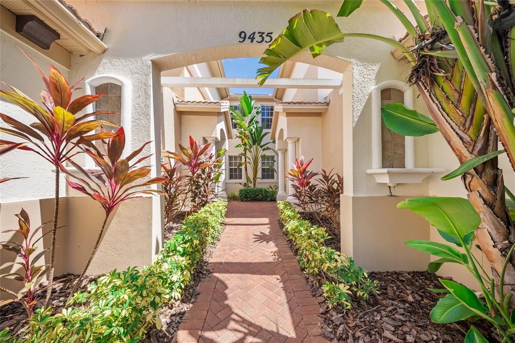 9435 DISCOVERY TERRACE UNIT 201C, BRADENTON, FL — photo 2 of 30