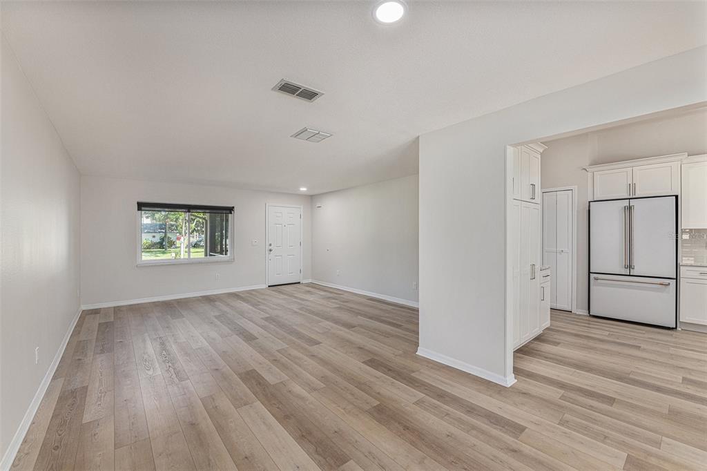 3058 HIDDEN HILLS DRIVE, PALM HARBOR, FL — photo 4 of 23
