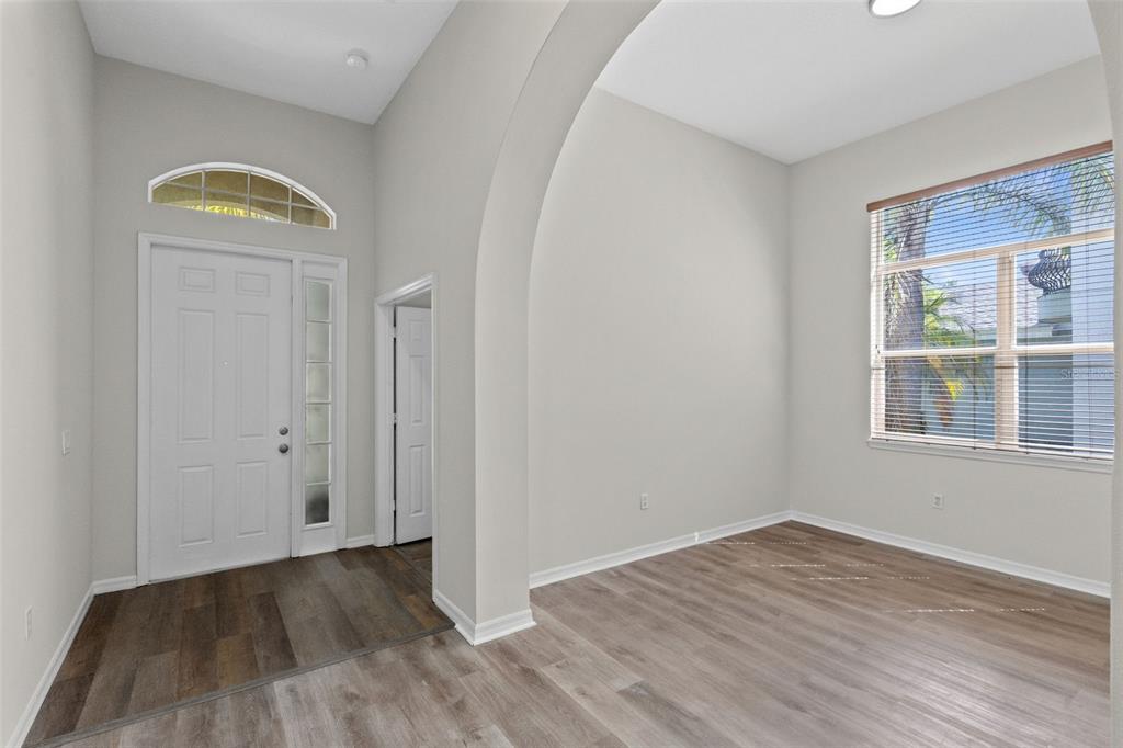 2900 BONITA CIRCLE, KISSIMMEE, FL — photo 2 of 25