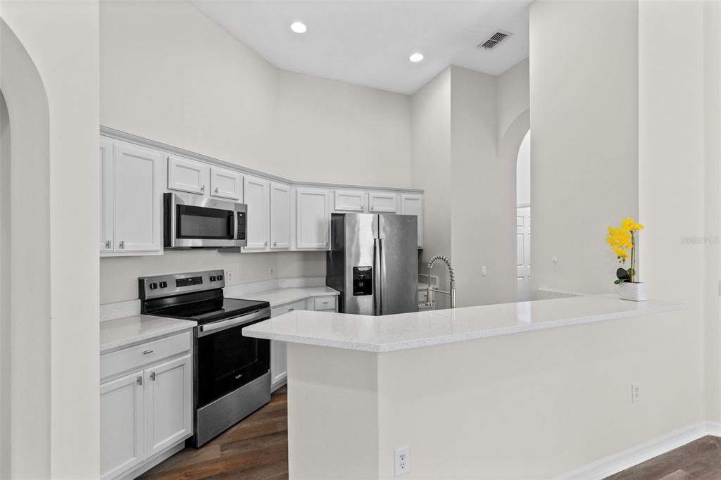 2900 BONITA CIRCLE, KISSIMMEE, FL — photo 5 of 25