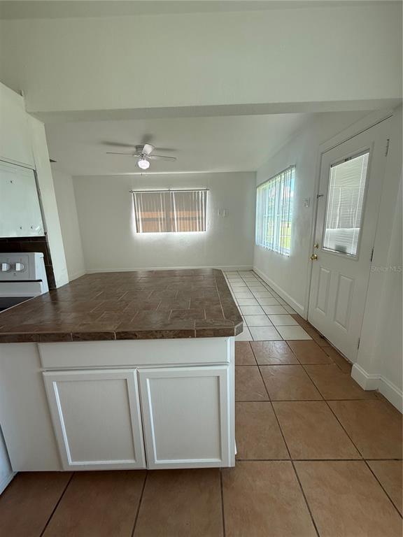 5303 CARLTON ROAD, NEW PORT RICHEY, FL — photo 4 of 18