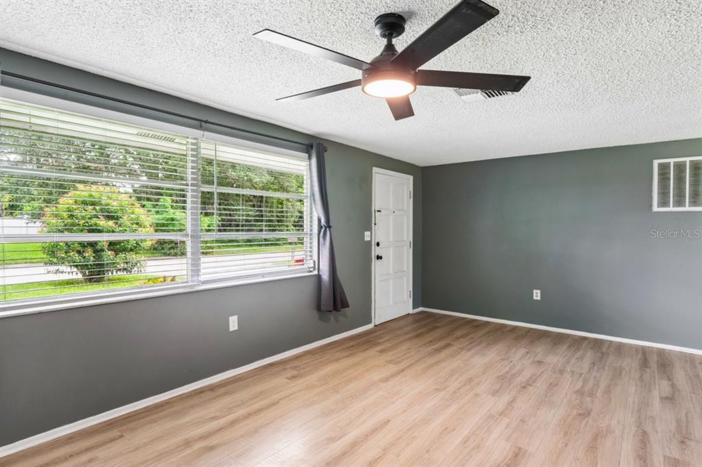 15915 VILLA DRIVE, HUDSON, FL — photo 5 of 30
